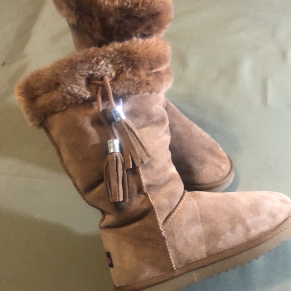 UKALA Jessica style,  brown color Swede women’s Boots size 7” W